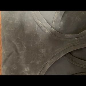Lululemon tank